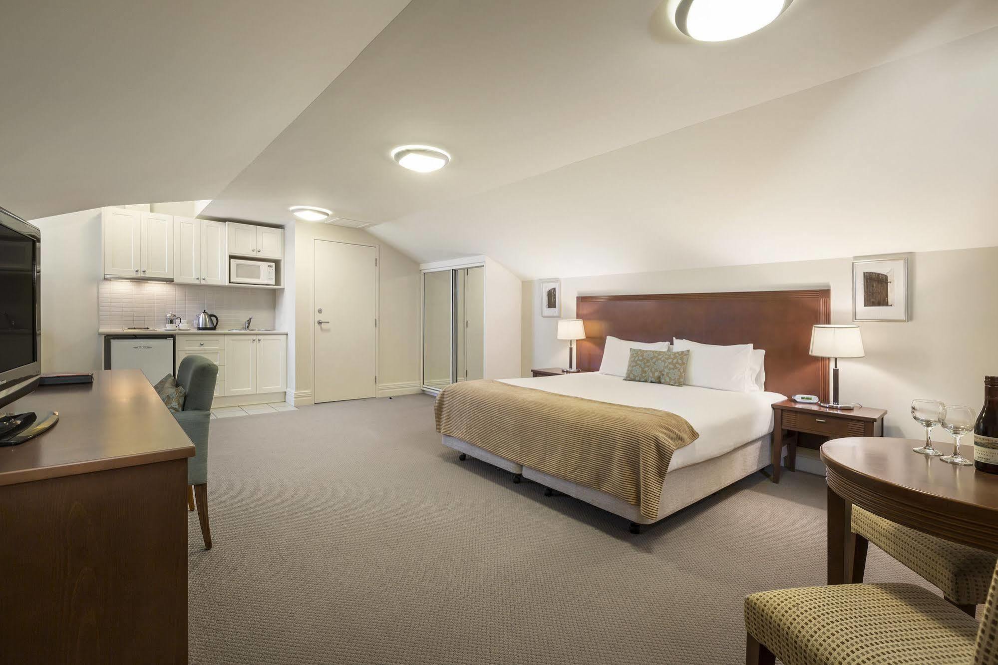 Launceston Central Apartment Hotel Official Exterior photo
